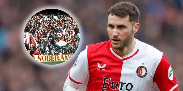 El intento fallido de Santiago Giménez para hacer una chilena como Hugo Sánchez