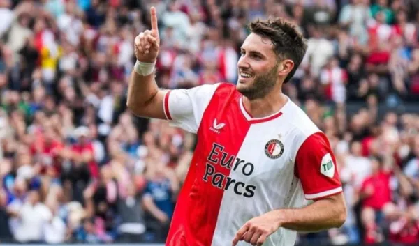 El jugador azteca atraviesa por un gran momento futbolístico