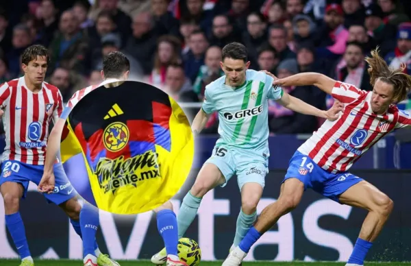 El jugador azulcrema no se quiso perder el duelo de su ex colega ante el Atlético de Madrid.