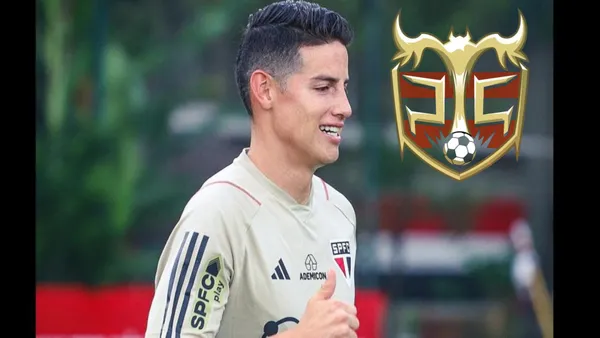 El jugador colombiano pudo presenciar el choque de su equipo frente al Peluche Caligari