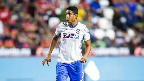 El jugador de Cruz Azul pide más tolerancia y respetos a los seguidores mexicanos.