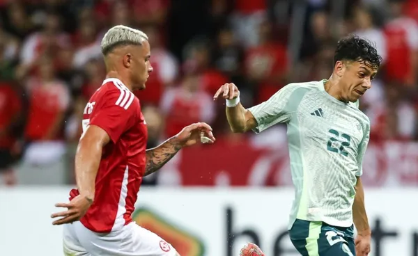 El jugador de Pumas aprovechó un contragolpe para anotar por el Tri