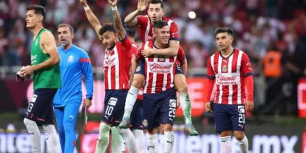 El jugador levantó su nivel en el cotejo entre Chivas ante Atlas, en el clásico
