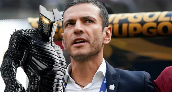 El jugador mexicano que es el sostén en el proceso de Jaime Lozano aunque se lleva todas las críticas.