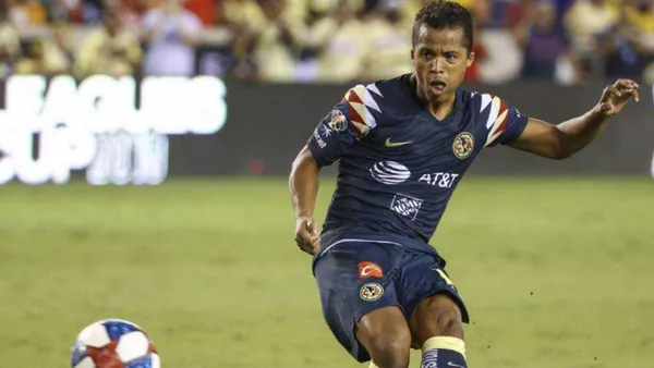 El jugador no encuentra equipo.