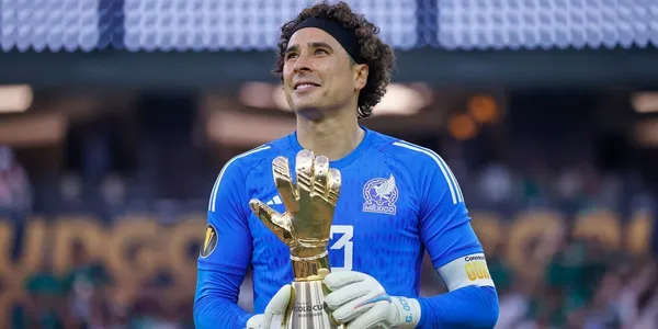 El jugador que puso a temblar Alemania y fue considerado el jugador del siglo ahora se pone a los pies de Guillermo Ochoa