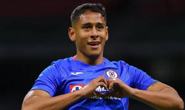 El mediocampista de Cruz Azul y de la selección mexicana sabe lo que quiere y lo que debe hacer para lograrlo.