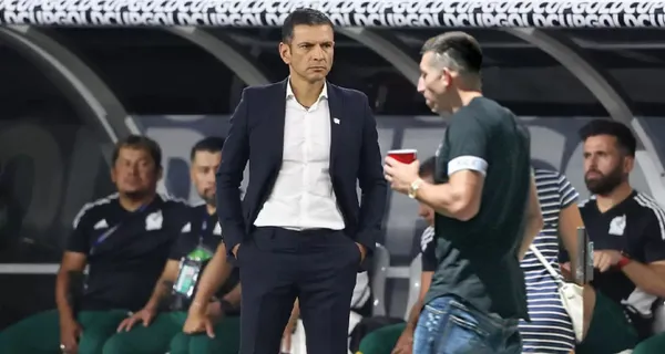 El mediocampista del Houston Dynamo podría ser una obsesión que rompa el vestidor del nuevo grupo que quiere armar Jimmy en el Tricolor.