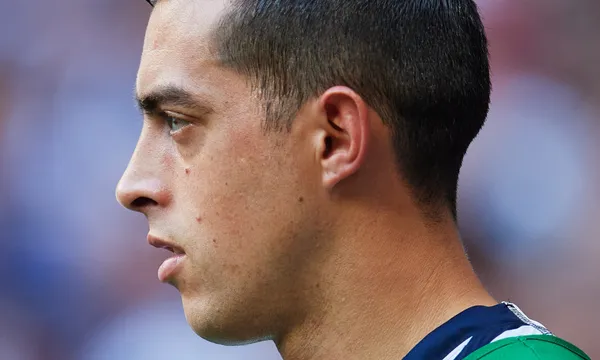 El 'Mellizo' se quedó todo el partido en la banca, la afición se quedó con ganas de verlo