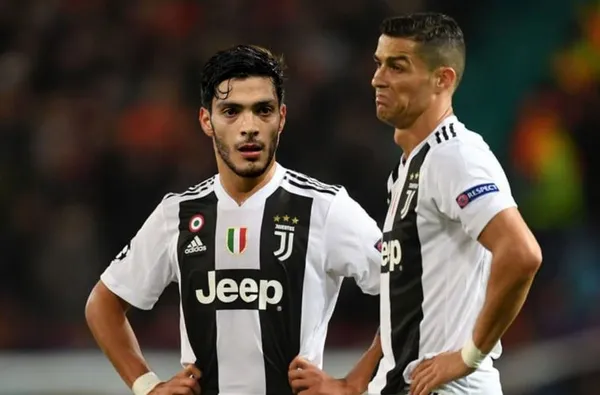 El mexicano con la llegada de Pirlo no es descartado para llegar. CR7 puede sacar más de sus cualidades con el fichaje de Jiménez.