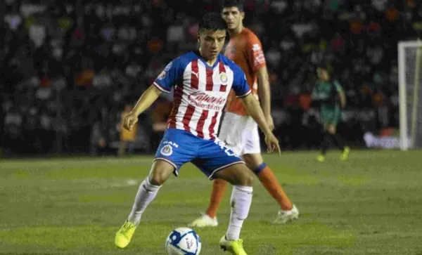 El mexicano respondió ante una posible salida del rebaño