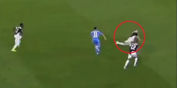 El mexicano se lució ante De Ligt