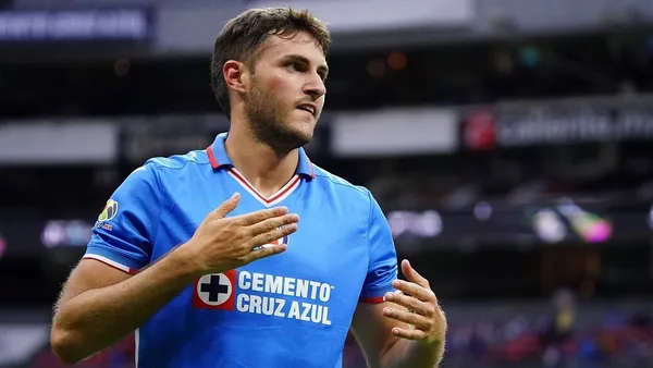 El mexicano siguió de cerca el duelo contra Mazatlán