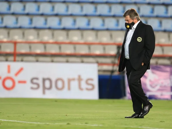 El miércoles por la noche un grupo de ladrones entraron a la casa de Miguel Herrera y se llevaron relojes, lentes y 280 mil pesos