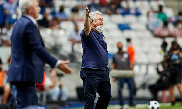 El nuevo entrenador de Monterrey ya hizo cambio importantes en la alineación