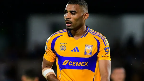 El partido tenía pocas emociones pero al minuto 35 el brasileño Joaquim anotó en su propia puerta