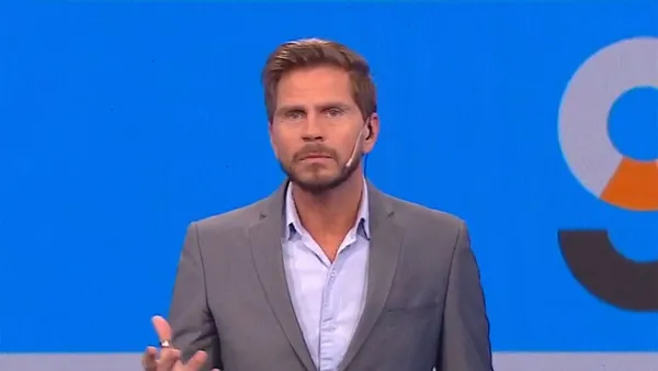 El periodista argentino siempre realiza editoriales donde apunta contra los más poderosos del fútbol argentino. Cunado no habla sobre el mal momento de Boca Juniors, cuestiona cómo se está manejando la AFA. En este caso, se hizo un tiempo para referirse a la vergüenza histórica de San Pablo.