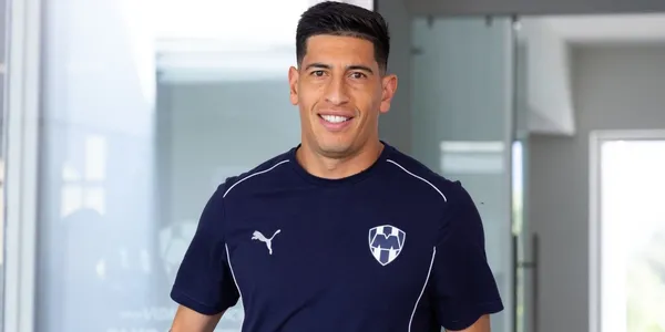 El portero argentino no está en el partido entre Rayados y León