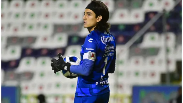 El portero mexicano Carlos Acevedo merece una oportunidad en la selección mexicana tras lo errores de Guillermo Ochoa