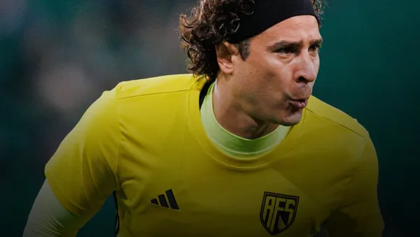 El portero mexicano no jugaba desde noviembre y ahora su presentación no fue la mejor