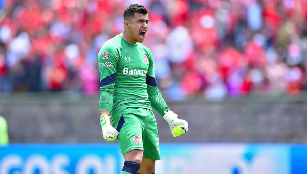 El portero seguiría en Toluca al menos una temporada más