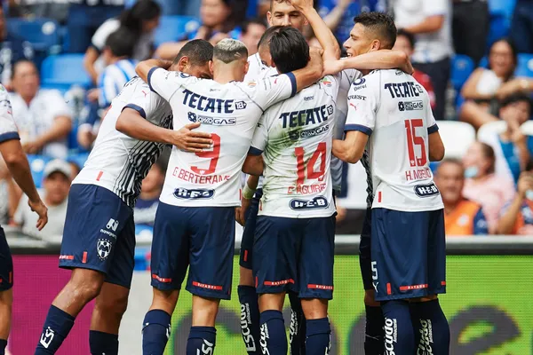 El primer tercio del campeonato se va y los equipos poco a poco van viendo qué papel tendrán en el torneo, aunque siempre ha sorpresas en el cierre