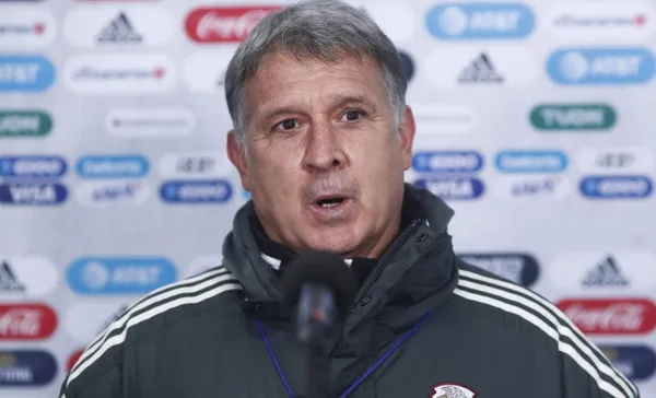 El regreso de Lozano y Jiménez tienen feliz a Martino