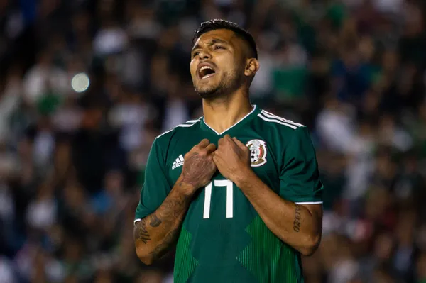 El "Tecatito" quiere ver más jugadores mexicanos en el viejo continente.