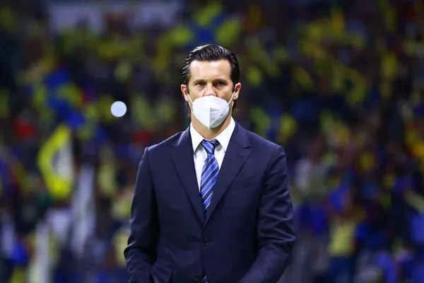 El técnico argentino está en una mala etapa con el club.