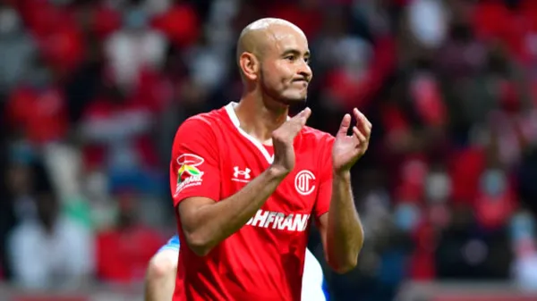 El técnico mexicano difícilmente seguirá en los Diablos