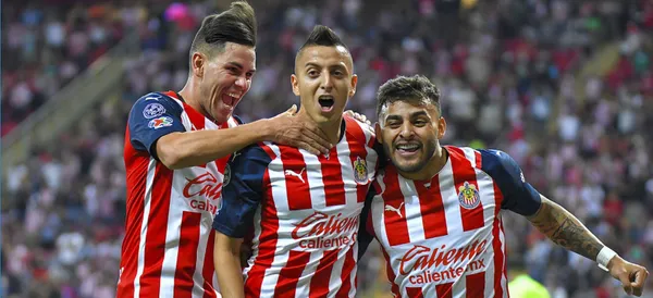 El último referente de Chivas y posible refuerzo envuelto en la polémica
