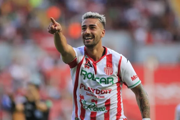 El único partido del día.