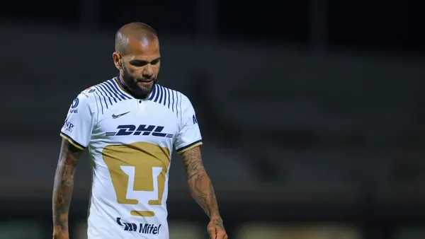 El vestidor de Pumas manda mensaje tras salida de Dani Alves.