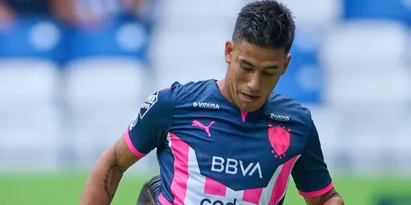 El volante de los Rayados no ha logrado pesar en uno de los encuentros más importantes de la campaña