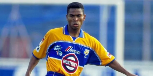 En Tigres fue uno más pero un club apostó por Iván Hurtado a sus 43 años ya que estaba retirado.