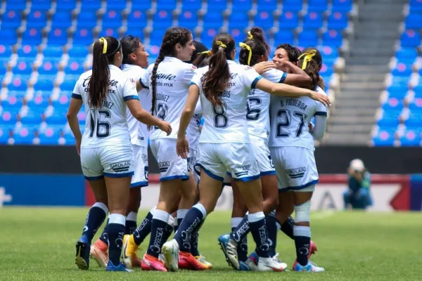 Encuentro pendiente de la liga femenina.