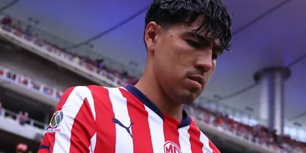 Erick Gutiérrez levantó las sospechas en Chivas sobre una presunta salida del club gracias a una foto