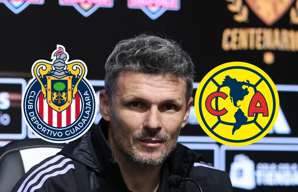 Escudos de América y Chivas, Fernando Ortiz/ Foto Colo Colo.