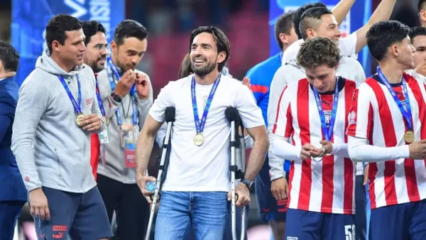 Espinoza está por llegar a Chivas y el jugador que se traería de vuelta | Foto: Mexsport