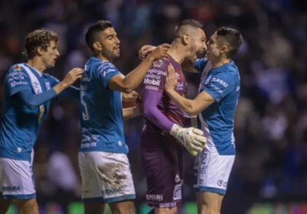 Este crack del Puebla lanza un comunicado que deja un sabor a despedida.