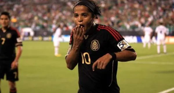 Esto es lo que se sabe con respecto al comportamiento de dos Santos y los padres.