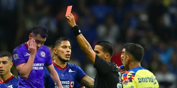 Exponen por qué Cruz Azul pudo haberlo ganado con 11 jugadores ante el Club América