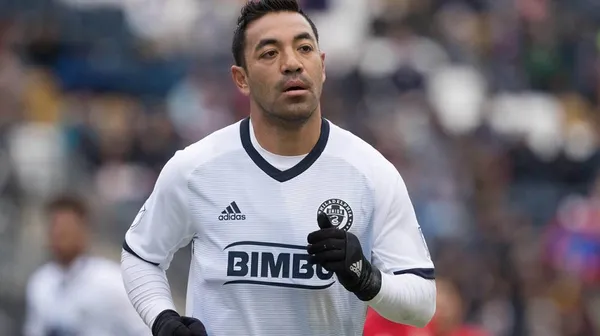 Fabián dice que rechaza a Chivas por seguir su aventura