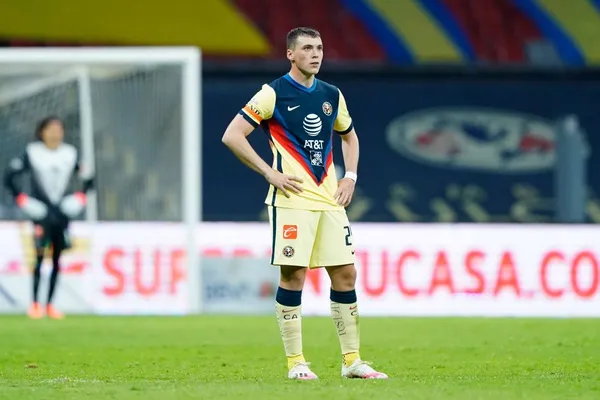 Federico Viñas está buscando un club que le dé minutos y aceptaría cualquier oferta y América anterior mente buscó al delantero italiano, Sebastian Giovinco y para tenerlo, podrían ayudar a salir al delantero para cumplir su sueño