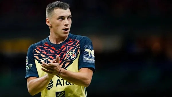 Federico Viñas no la pasado nada bien en América desde que llegó Santiago Solari, caso contrario al que vivía cuando estaba Miguel Herrera.