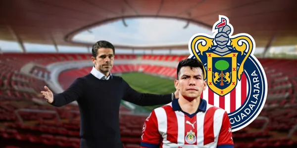 Fernando Gago, el estratega de Chivas, dirigiendo un partido de Liga MX