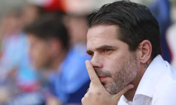 Fernando Gago no reconoció el error de la pelota quieta y la falta de marca a Reyes