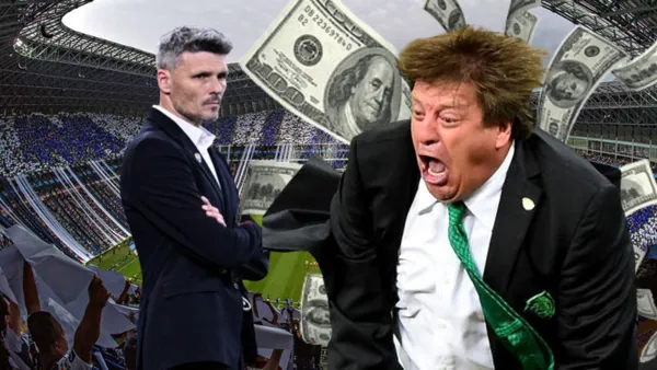 Fernando Ortiz, Miguel Herrera con billetes volando en el Gigante de Acero Foto: Récord