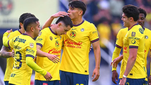 Festejo de los jugadores del Club América (Foto: MEXSPORT)