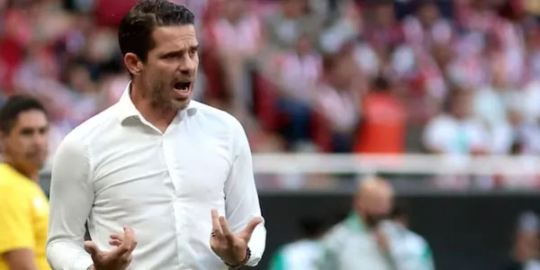 Fracasó como directivo y ahora dice que Chivas le quedó grande a Gago.